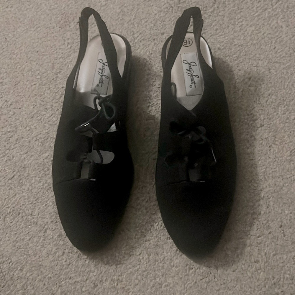 Vintage, new in box, Jaclyn Smith flats